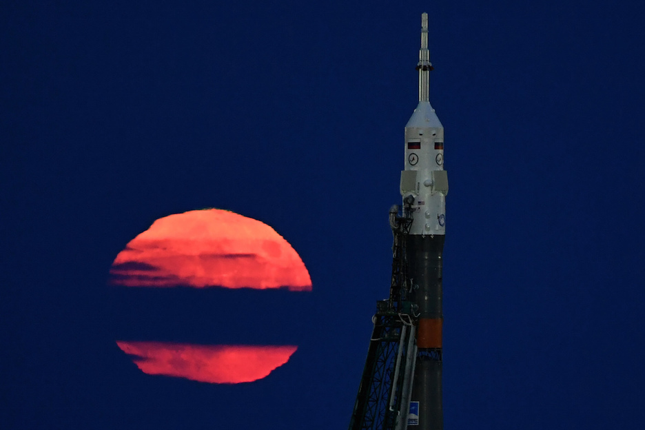 Soyuz espaziontzia Baikonur herrian, Kazakhstan. (DAVID MCNEW | AFP)