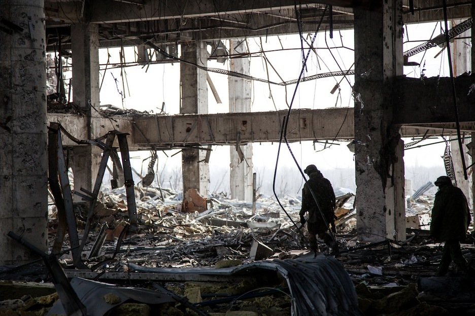 Aeropuerto de Donetsk. La que fue una moderna infraestructura levantada para la Euro 2012 está hoy en día prácticamente destruida.  (Juan TEIXEIRA)