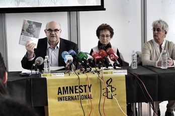 Comparecencia de Amnistía Internacional en Bilbo para presentar el informe. (ARGAZKI PRESS)