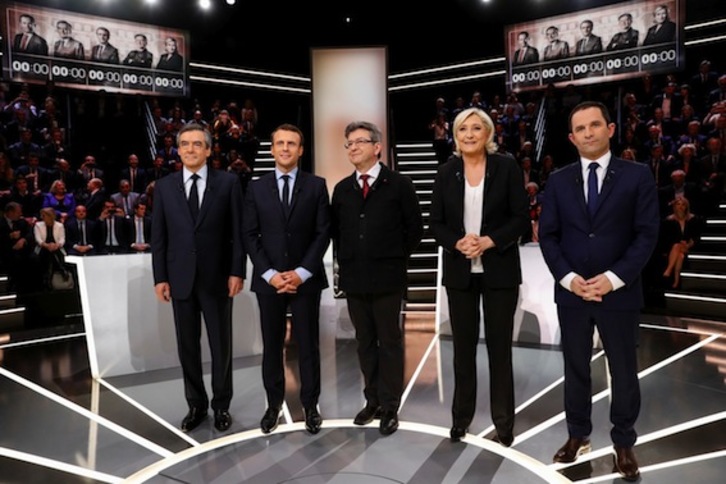 De izquierda a derecha, Fillon, Macron, Mélenchon, Le Pen y Hamon. (Eliot BLONDET/AFP)