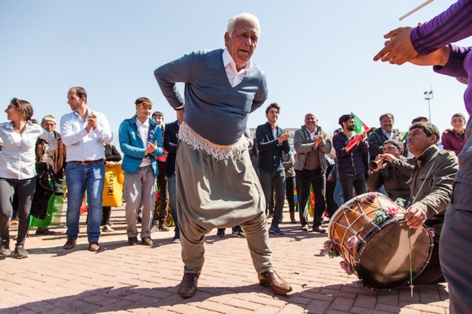Los bailes tradicionales se repiten durante toda la jornada. (Juan TEIXEIRA)