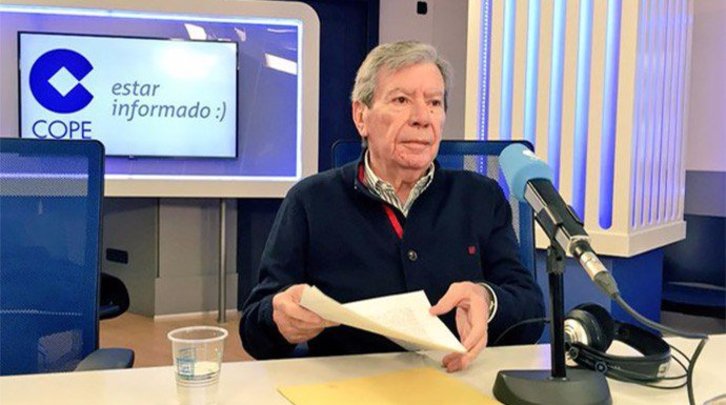 José Luis Corcuera, en una imagen de archivo durante una entrevista radiofónica. (@cope_es)