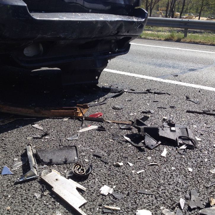 Accidente sufrido por los familiares del preso político donostiarra Ander Mujika. (@EtxeratElkartea)
