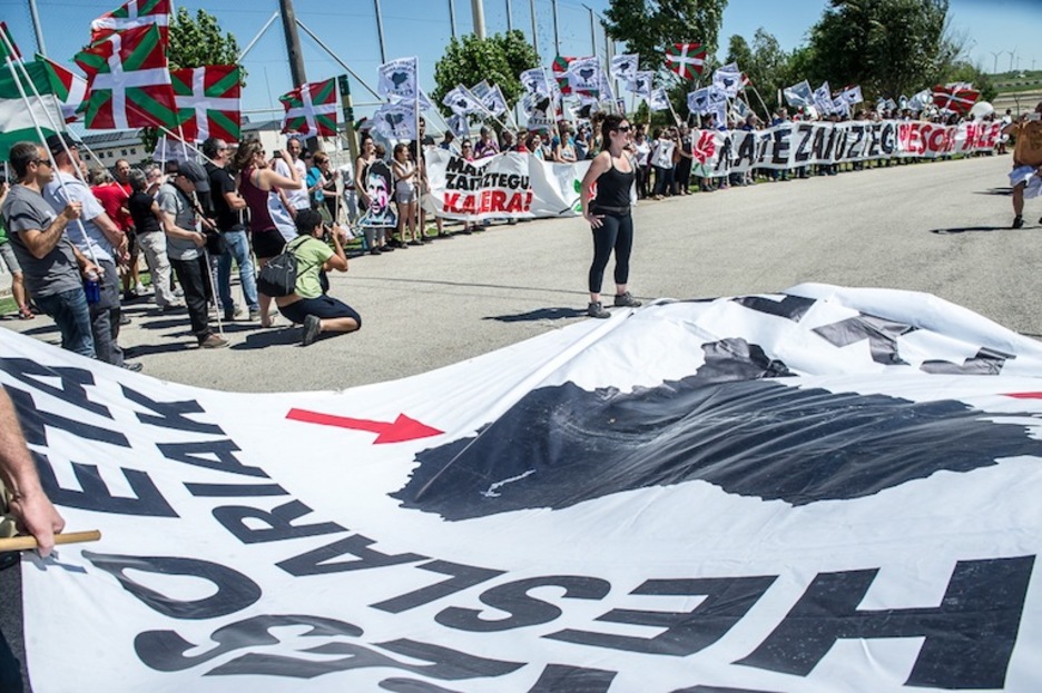 Reclamación de los derechos de los presos en Puerto. (Marisol RAMÍREZ/ARGAZKI PRESS)