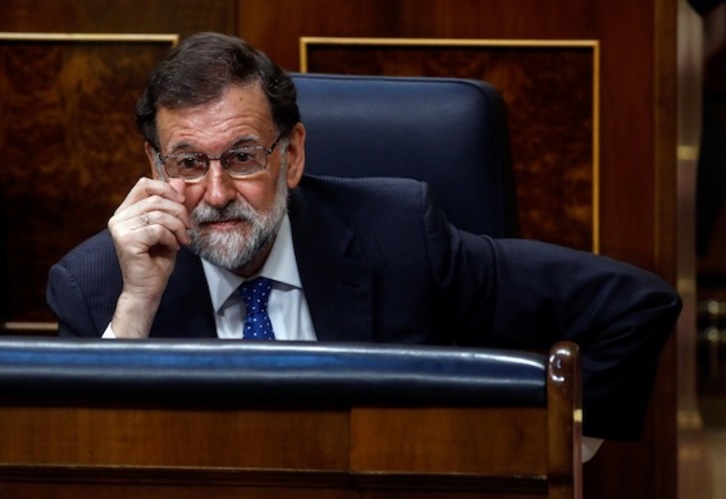 Mariano Rajoy, presidente del Gobierno español, en un momento del pleno. (Óscar DEL POZO/AFP)