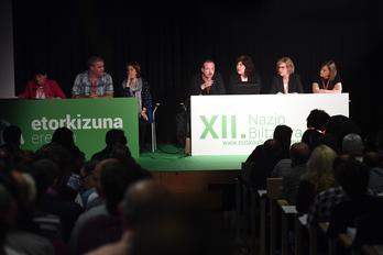 La asamblea de EA, reunida en Donostia. (Jon URBE/ARGAZKI PRESS)