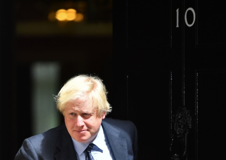 Boris Johnson, ministro británico de Exteriores, a las puertas de Downing Street. (Ben STANSALL/AFP)