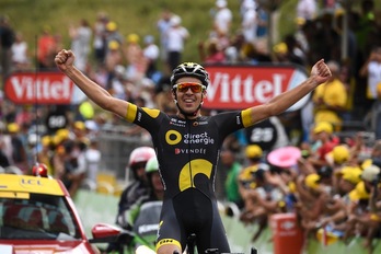 Lilian Calmejane celebra su victoria. (Lionel BONAVENTURE/AFP)
