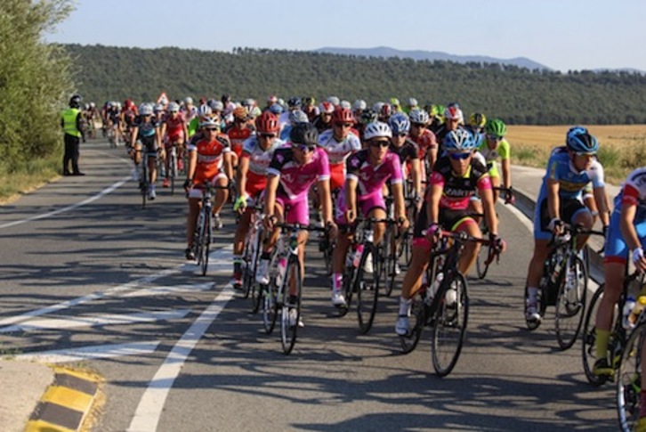 Imagen de la anterior edicion de la Vuelta a Iruñea. (Club Ciclista ERMITAGAÑA)
