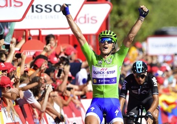 Trentin ha firmado en Tomares su tercera victoria en la presente Vuelta. (José JORDÁN/AFP)