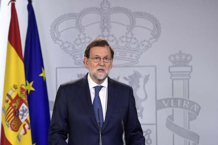 Mariano Rajoy, en la comparecencia posterior al Consejo de Ministros de ayer jueves. (Pierre-Philippe MARCOU/AFP)