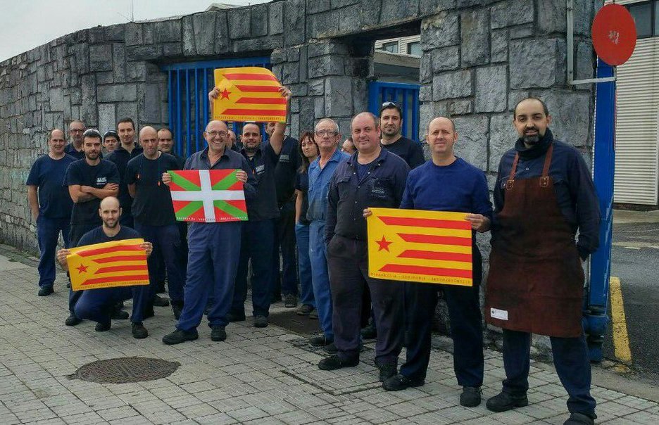 Trabajadores de SNA Europe, en Gasteiz. (@LABsindikatua)