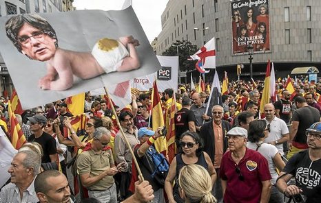 Conflicto "nacionalista" Catalunya, España. [1] - Página 33 1013_eg_bebe