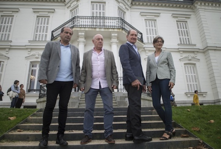 De izquierda a derecha, Hernán, Spektorowski, Currin y Alzelai. (Jon URBE/ARGAZKI PRESS)