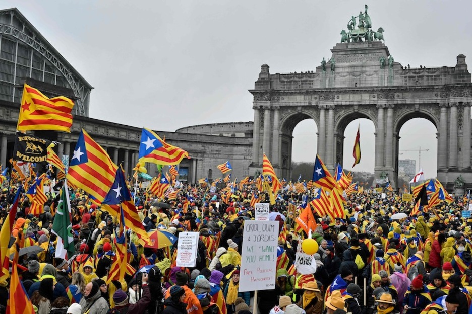 La movilización ha llenado de color Bruselas. (Emmanuel DUNAND / AFP)