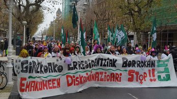 Manifestación de las trabajadoras de residencias de Gipuzkoa. (ELA)
