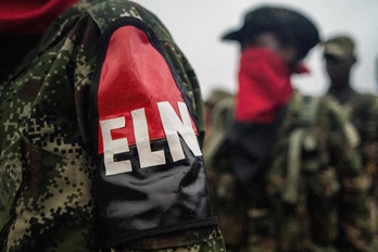 Guerrilleros del ELN en las selva colombiana. (Luis ROBAYO/AFP)