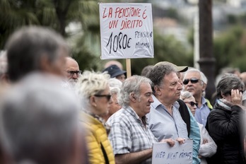Movilización de las asociaciones de pensionistas y jubilados, el pasado junio en Donostia. (Gorka RUBIO/FOKU)