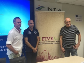 Juanma Intxaurrandieta (Intia), Jose Luis Olloqui (AEN) y Edorta Lezaun (Cpaen), en la presentación de FIVE. (INTIA)