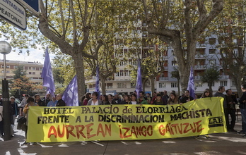 Concentración de LAB frente a Delegación de Trabajo en Gasteiz. (Juanan RUIZ/FOKU)