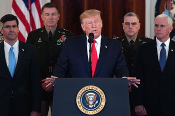 Trump ha comparecido acompañado de la cúpula militar del país. (Saul LOEB/AFP)