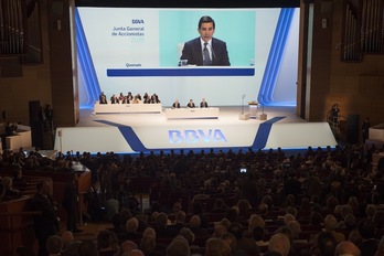 Intervención de Carlos Torres, presidente del BBVA, en la junta general de accionistas de 2019. (Monika DEL VALLE | FOKU)
