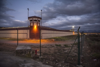 Exterior de la prisión de Logroño. (Jon URBE/FOKU)