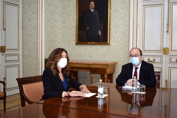 Miquel Iceta y Olatz Garamendi se han reunido en la sede del Ministerio de Política Territorial, en Madrid. (IREKIA)