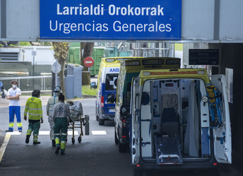 Entrada a Urgencias del Hospital Donostia, saturado ahora mismo. (Gorka RUBIO | FOKU)