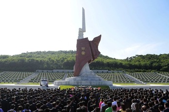 Fastos por el reciente aniversario de la fundación de Corea del Norte. (STR-AFP) 