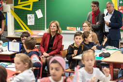 La rectrice de l’Académie de Bordeaux, Anne Bisagni-Faure, lors d’une visite dans une école du Pays Basque.