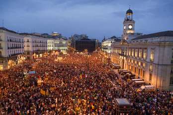 Imagen de la Plaza del Sol de Madrid en el aniversario del 15M. (Pedro ARMESTRE/AFP)