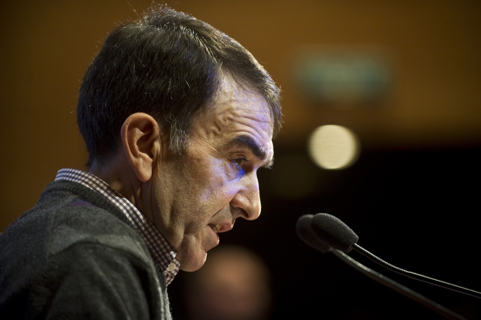 El abogado Iñigo Iruin durante su intervención.