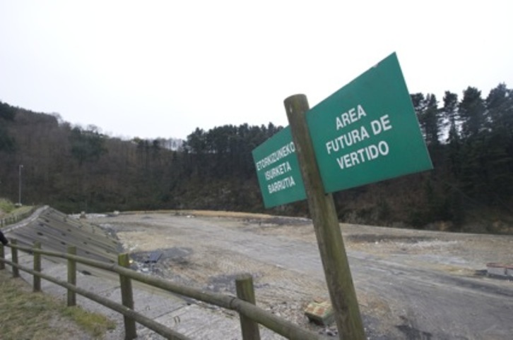 Vertedero de Lapatx. (Andoni CANELLADA/ARGAZKI PRESS)