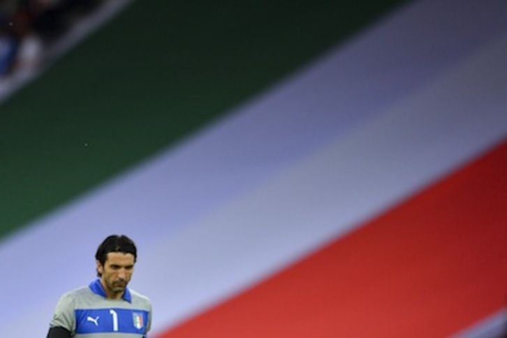 Gianluigi Buffon, un símbolo más allá de Italia. (Fabrici COFFRINI/AFP PHOTO)