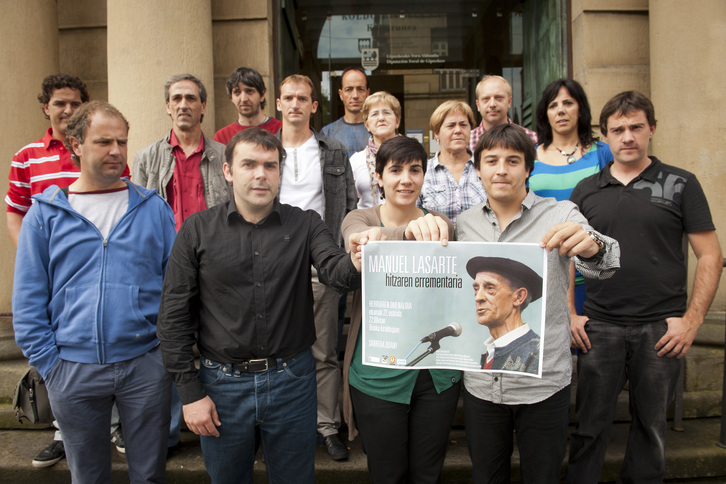 Manuel Lasarte omentzeko ekitaldiaren aurkezpena. (Gari GARAIALDE/ARGAZKI PRESS)