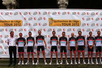 El equipo RadioShack en la presentación de Lieja. (Pascal PAVANI / AFP)