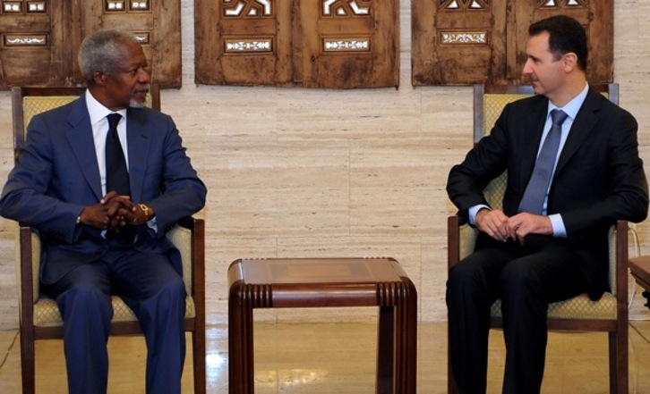 Kofi Annan y Bashar al-Assad, durante su encuentro en Damasco. (AFP)