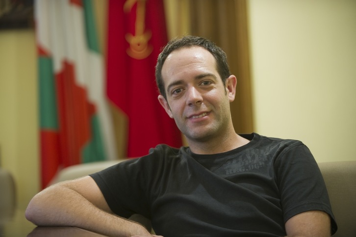 Haritz Salaberria, artxiboko irudi batean. (Andoni CANELLADA/ARGAZKI PRESS)