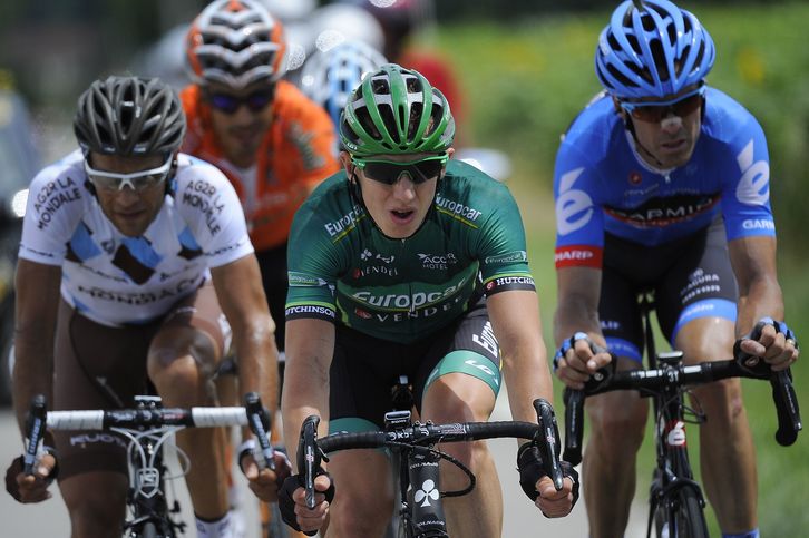 Egoi, al fondo, durante la escapada. (Lionel BONAVENTURE / AFP)