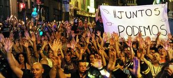 Imagen de un momento de la protesta, la pasada noche en Madrid. (Dominique FAGET/AFP)