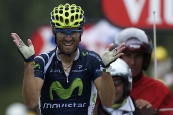 Bradley Wigginsek aise eutsi dio mailot horiari. (Pascal PAVANI/AFP)