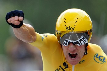 Wiggins celebra la victoria. (Pascal PAVANI / AFP)