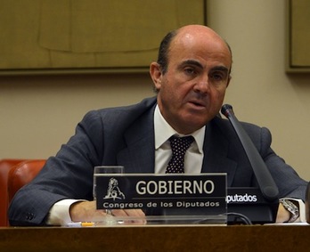 De Guindos, el pasado lunes en el Congreso español. (Pierre-Philippe MARCOU/AFP)
