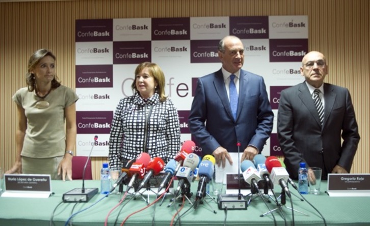 Los responsables de Confebask, hoy en Bilbo. (Marisol RAMÍREZ/ARGAZKI PRESS)