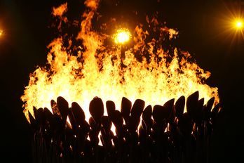 El Estadio Olímpico de Stratford luce un lleno hasta la bandera en la ceremoni de inaguración de los Juegos. (Franck FIFE/AFP)