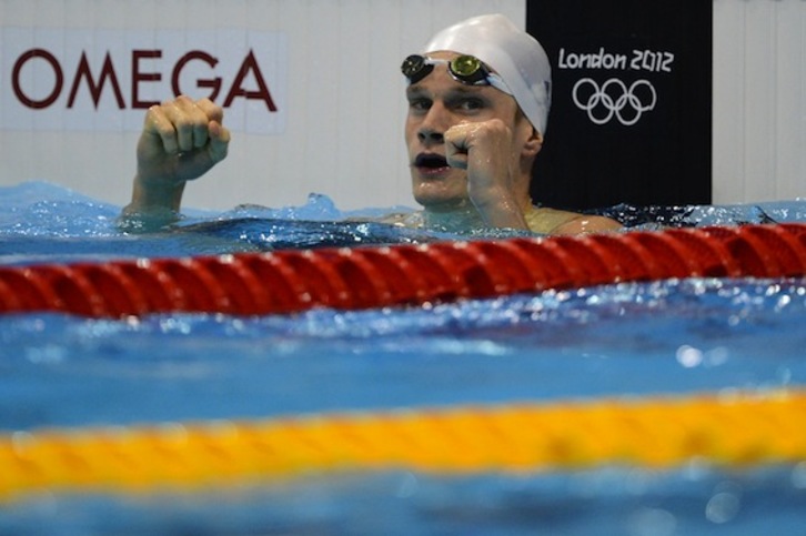 El nadador francés Yannick Agnel. (Cristophe SIMON/AFP PHOTO)
