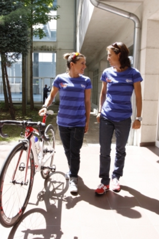 Zuriñe Rodriguez eta Ainhoa Murua triatletak. (BAT Basque Team)