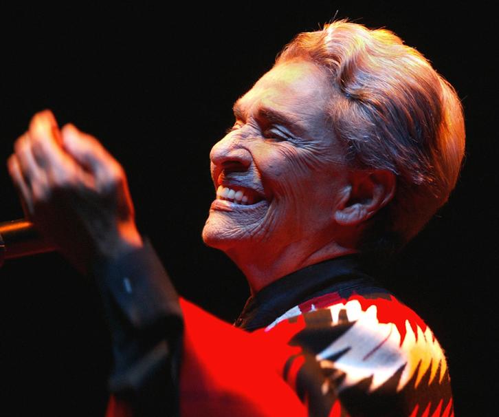 Chavela Vargas en una imagen de archivo de 2004. (AFP)