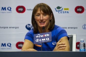 Maider Unda gasteiztarra Olinpiar Jokoetara abiatu aurretik eman zuen prentsaurreko batean. (Juanan RUIZ/ARGAZKI PRESS)